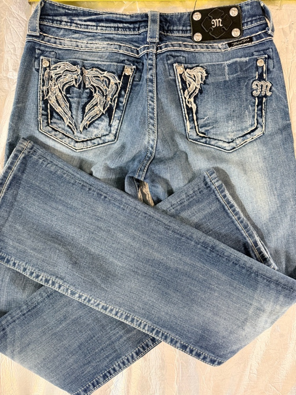 Miss Me Women's Jeans Size 30 with Embroidered Pockets 30/34
